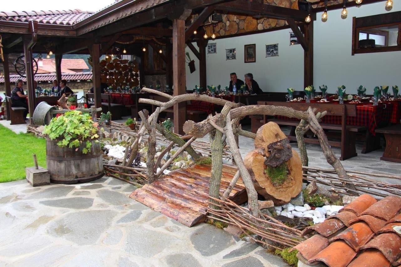 Къща За Гости Бабуч Dobrinishte Bagian luar foto